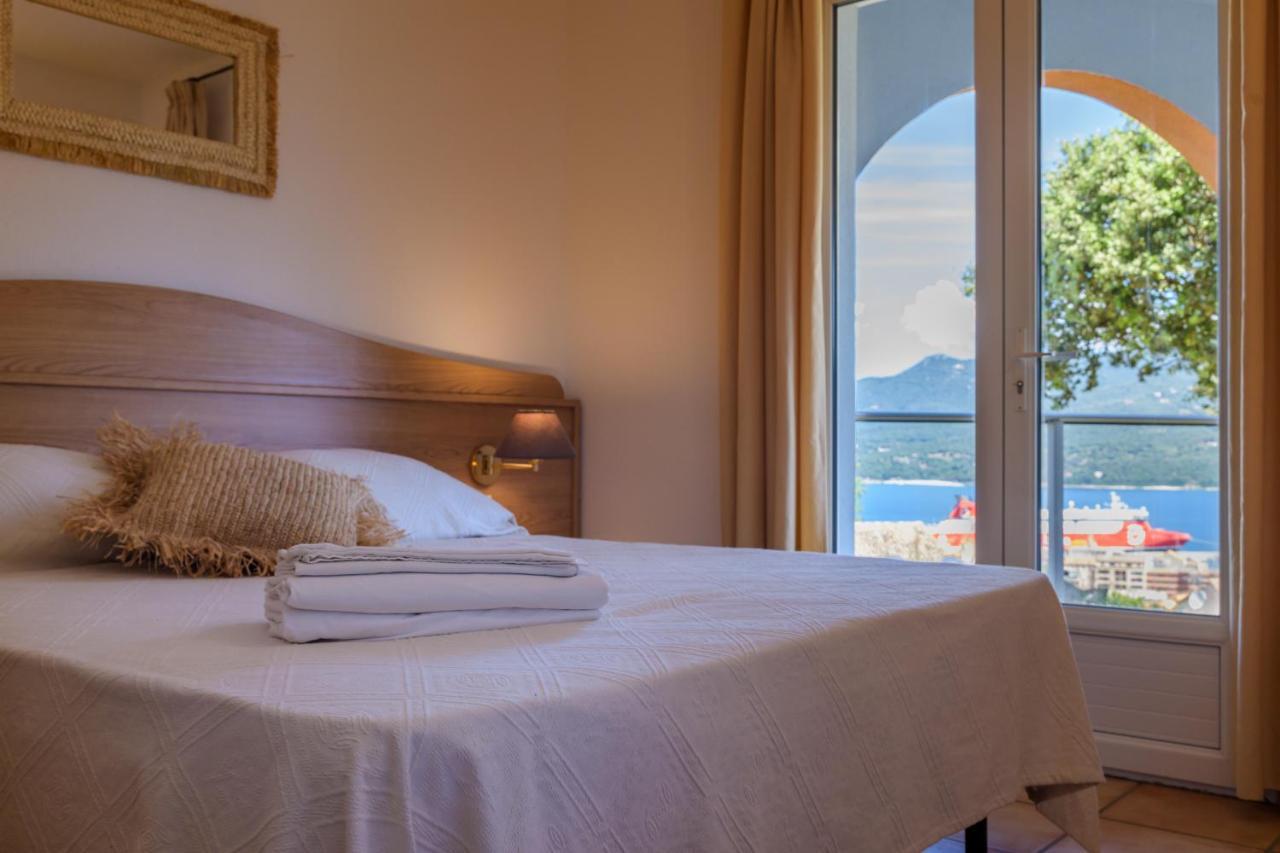 פרופריאנו Residence Ochji Di Mare מראה חיצוני תמונה